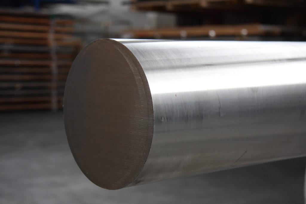 Taglio di barre tonde in acciaio da 28 mm fino a 3000 mm, 2,55 €